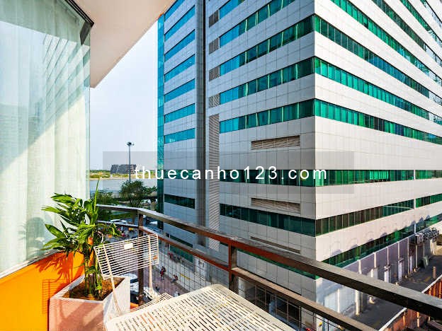 Hình thật giá thật vị trí thật cho thuê căn hộ Ban công siêu tháng ngay cầu Ba son,Nguyễn Huệ Quận 1
