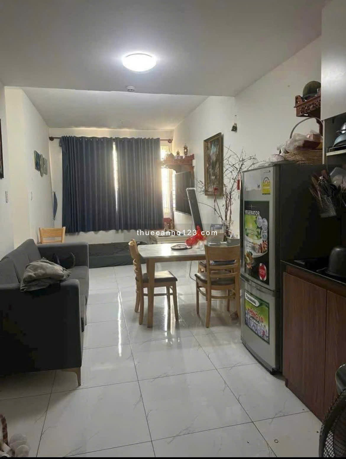 Chung cư Miếu Nổi, Vũ Huy Tân, BT: 72m2, 2p ngủ có ban công, 12tr/th