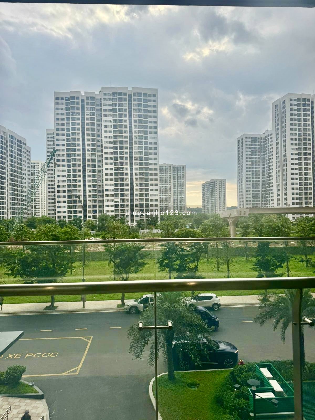 Chính chủ cho thuê 2PN, 2WC, 69m2, 7tr/ tháng, NTCB, Glory Heights Vinhomes Grand park