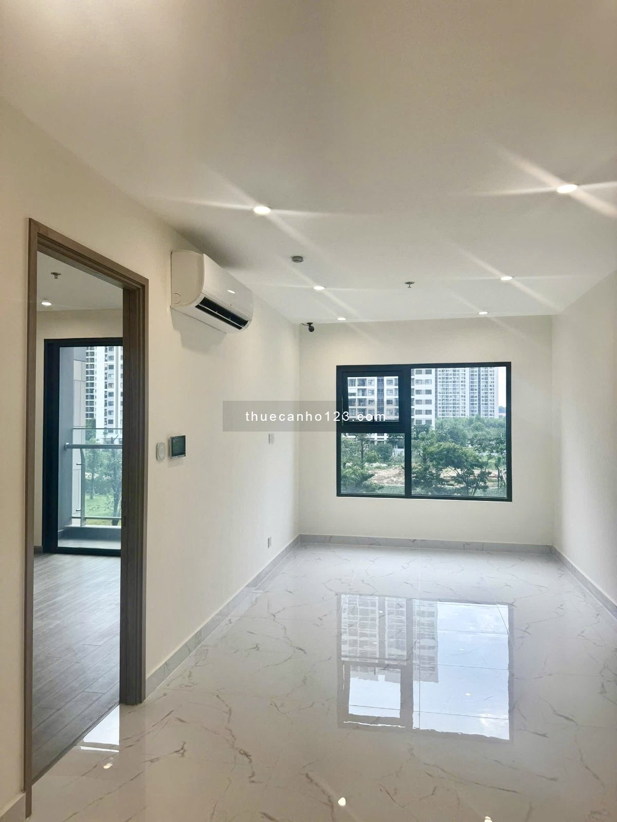 Chính chủ cho thuê 2PN, 2WC, 69m2, 7tr/ tháng, NTCB, Glory Heights Vinhomes Grand park