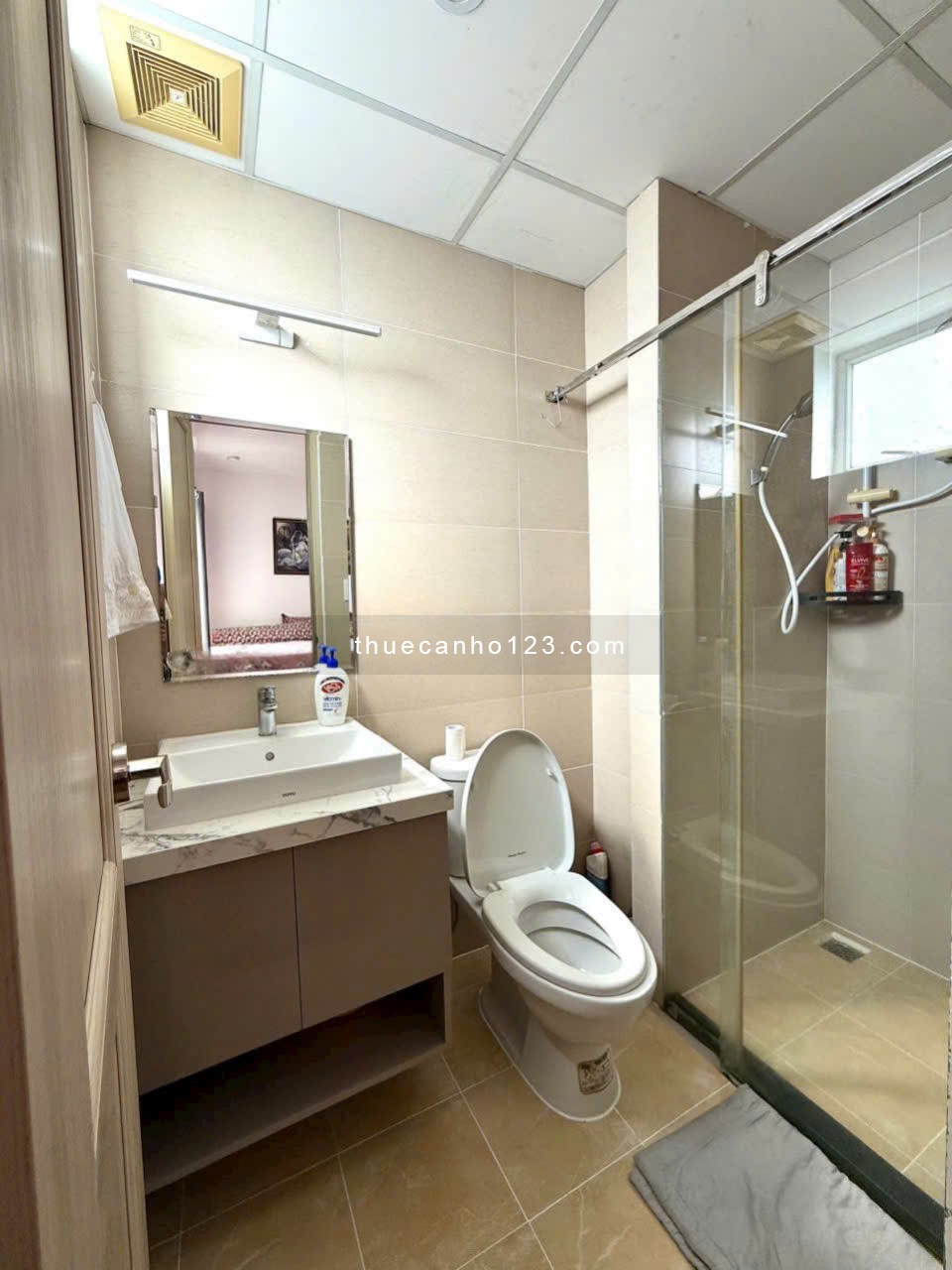 Chung cư 590 Cách Mạng Tháng Tám 102m2 giá 15tr/tháng