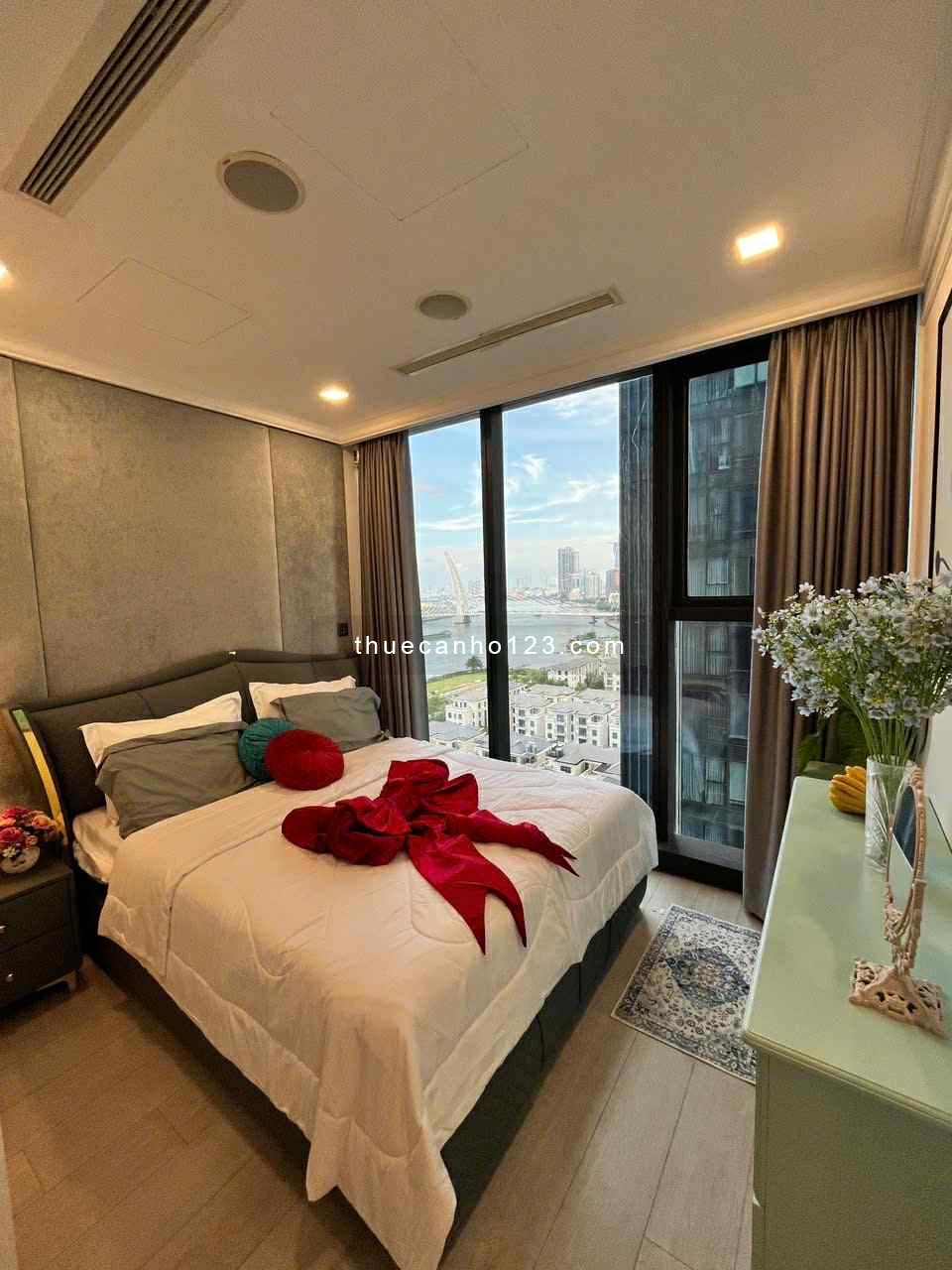 VinHomes Golden River Quận 1 [cho thuê]