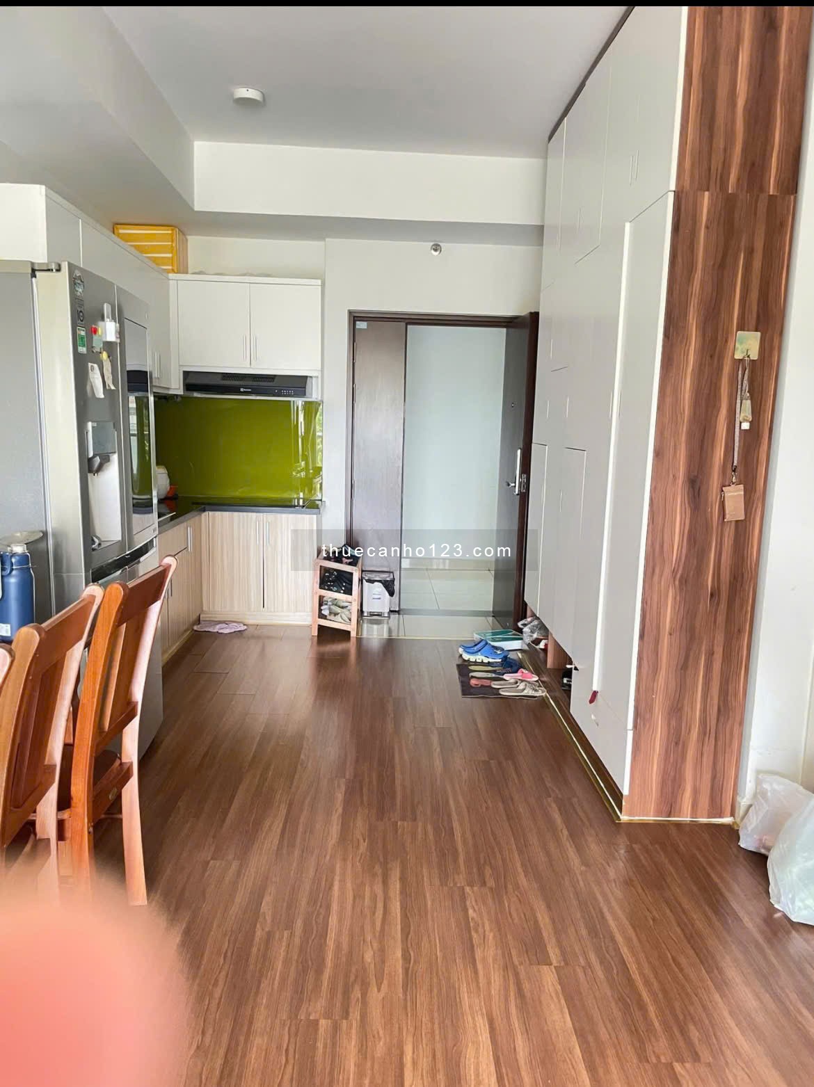 Chung cư Melody, Âu Cơ, Tân Sơn Nhì, TP: 76m2, 2p ngủ, 2wc, 12tr/th.