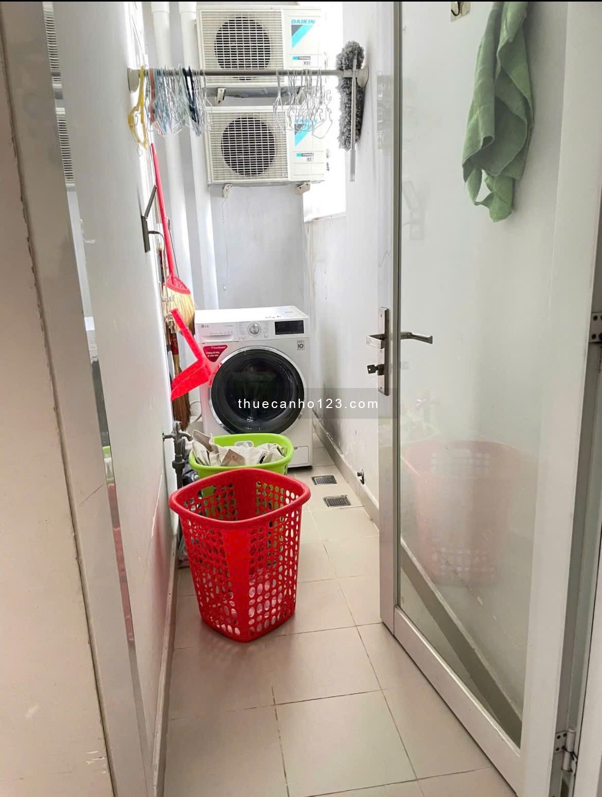 Chung cư Melody, Âu Cơ, Tân Sơn Nhì, TP: 76m2, 2p ngủ, 2wc, 12tr/th.