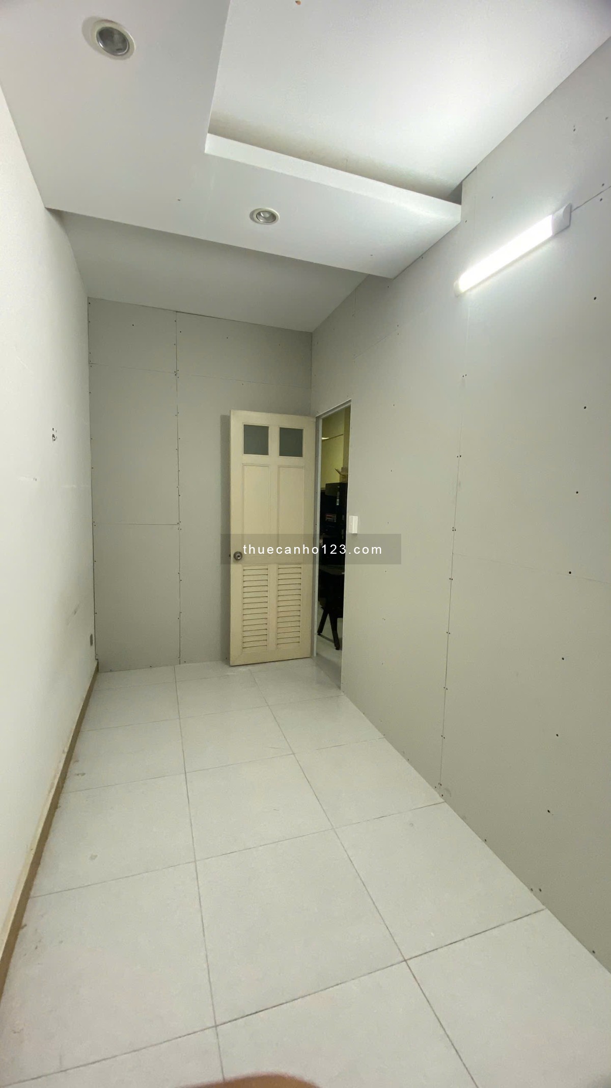 Cho thuê 1 phòng trong căn hộ Era Town Quận 7, phòng trống, ở liền được, giá 2tr5 bao hết phí