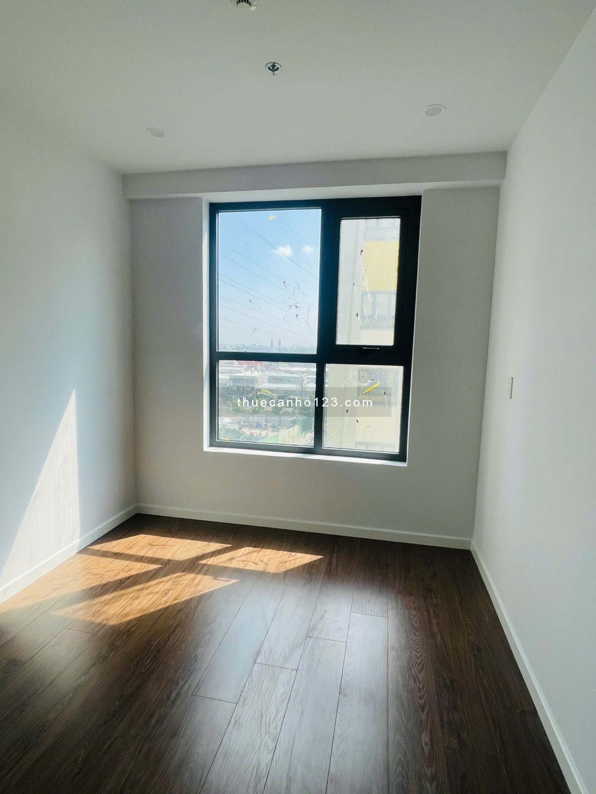 Cho thuê căn hộ mới 100% – Cơ hội cho tân sinh viên – Ngay Làng Đại học