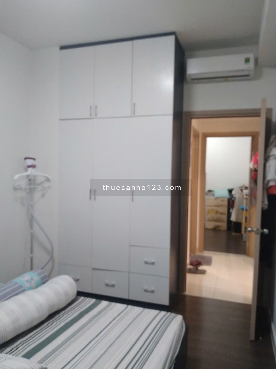 Cho thuê căn hộ The Sun Avenue – 2PN, 1WC, full nội thất – Hướng đông nam mát mẻ