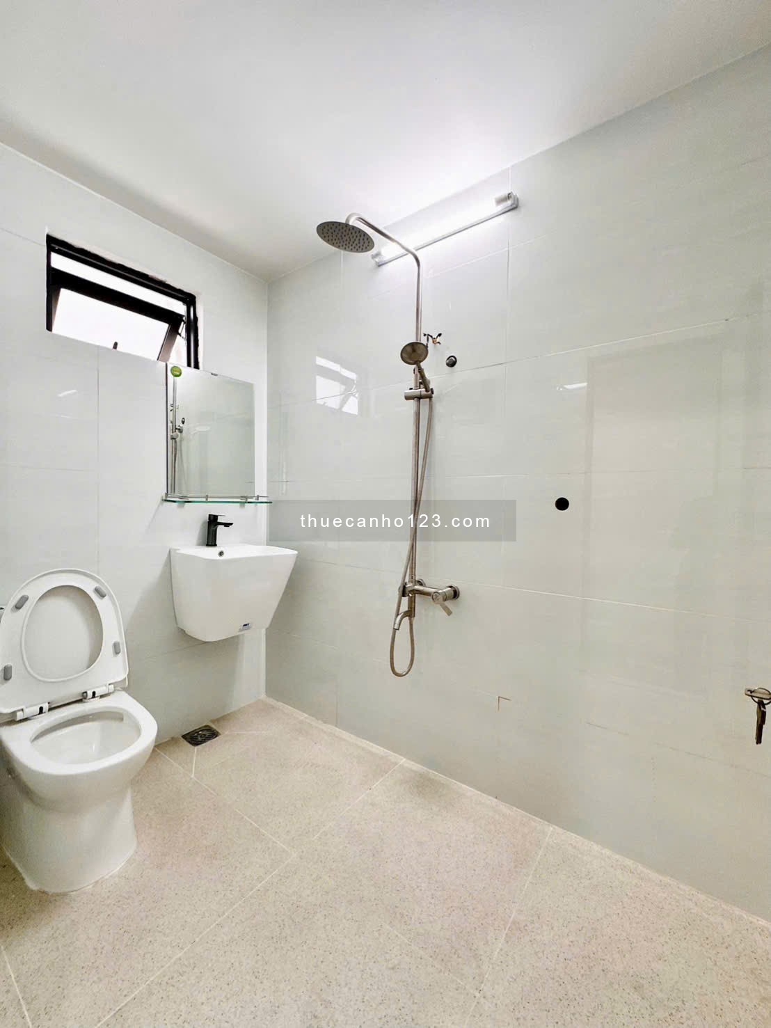 2PNrộng 60m² - Yên Đỗ - Bình Thạnh - Ở được 6 người 4 xe - Ban công - Giặt riêng - Sân vườn