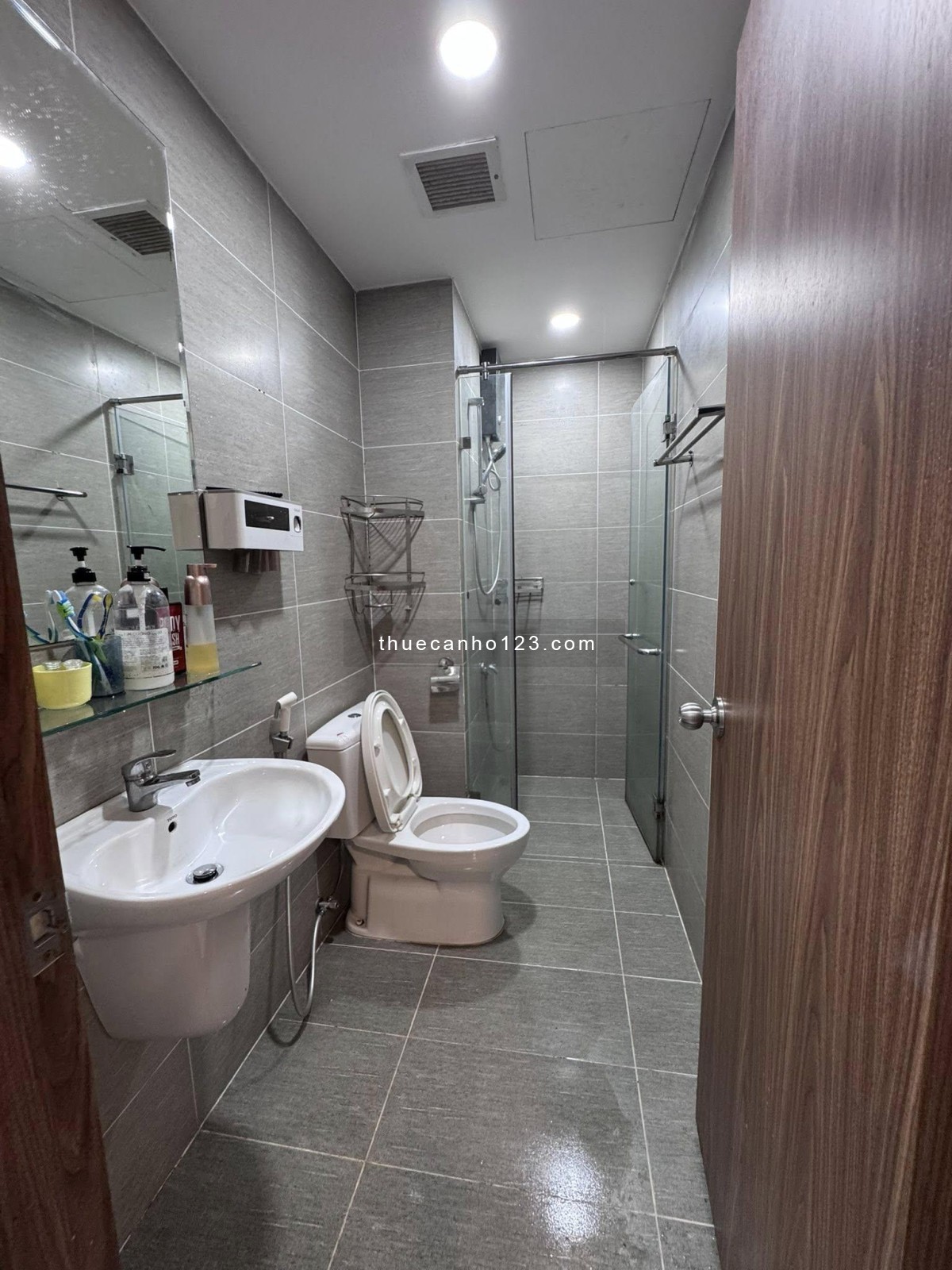 Căn hộ cao cấp Phúc Yên, P15,Tân Bình: 3p ngủ, 2wc, NTCC, 12,5tr/th