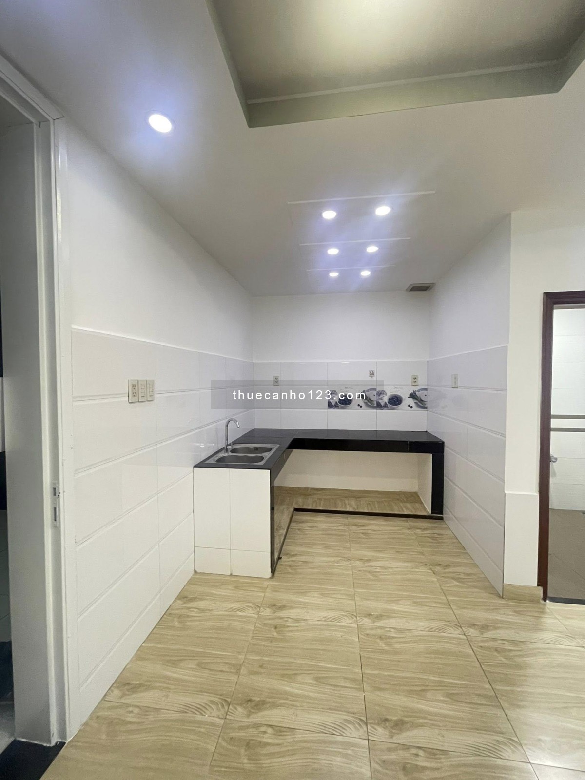 Chung cư NGuyễn Ngọc Phương, P19, Bình Thạnh:70m2, 2p ngủ 12tr/th