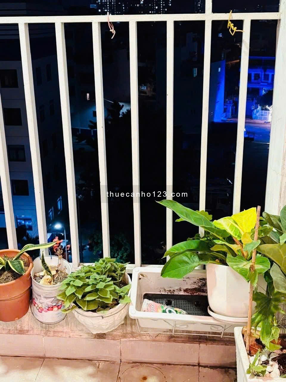 Chung cư 10A Trần Nhật Duật,Tân Định, Q1: 70m2, 2p ngủ, 12tr/th