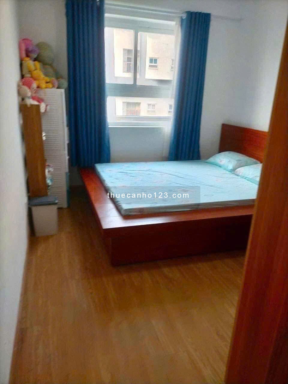 Chung cư Miếu Nổi, Vũ Huy Tấn, BT: 12tr/th, 70m2, 2p ngủ, nhà mới