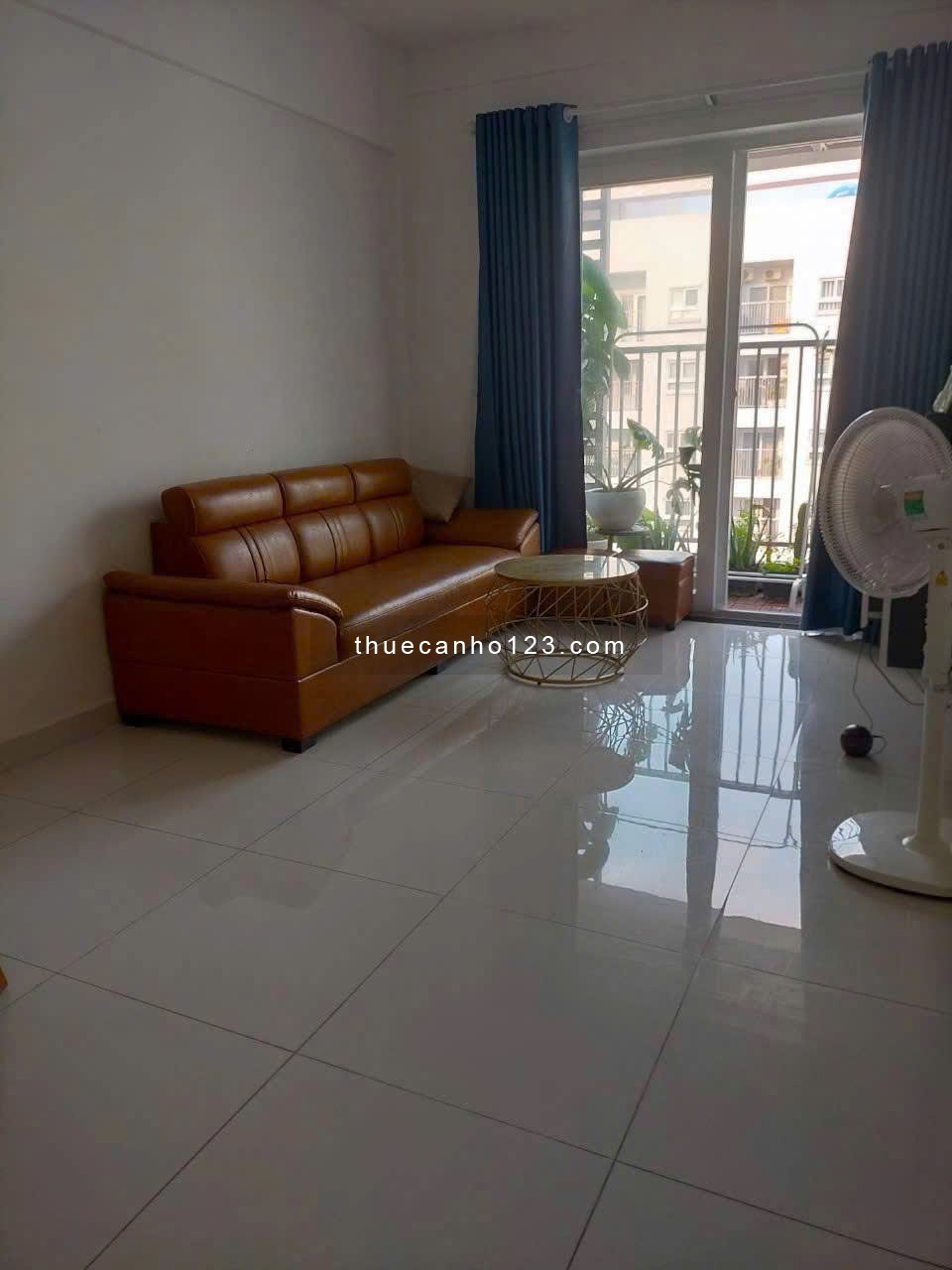 Chung cư Miếu Nổi, Vũ Huy Tấn, BT: 12tr/th, 70m2, 2p ngủ, nhà mới