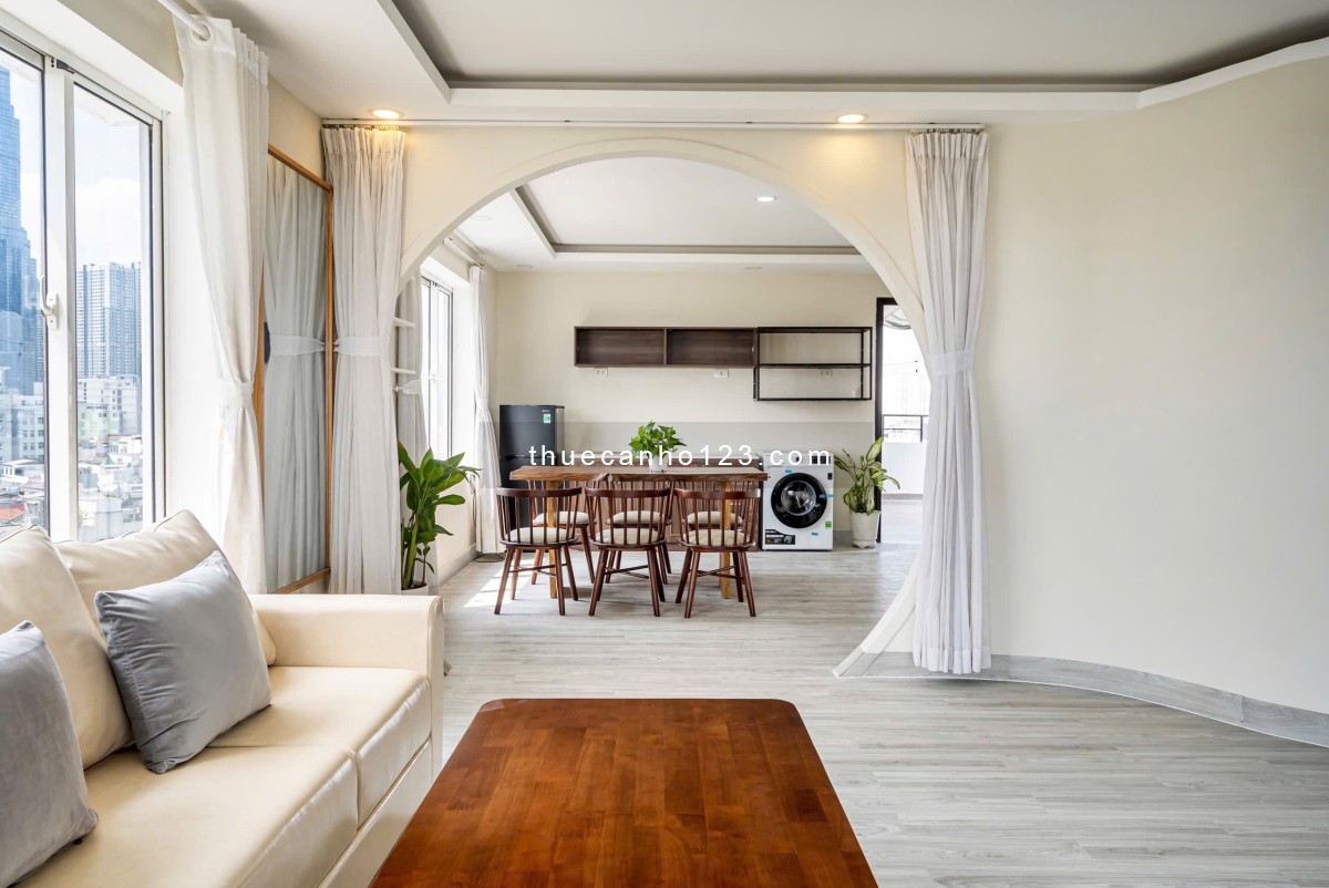 Trống Lại Căn Hộ PentHouse 1 Phòng Ngủ Có Gu Cực Đẹp Ngay Mặt Tiền Đường Ung Văn Khiêm