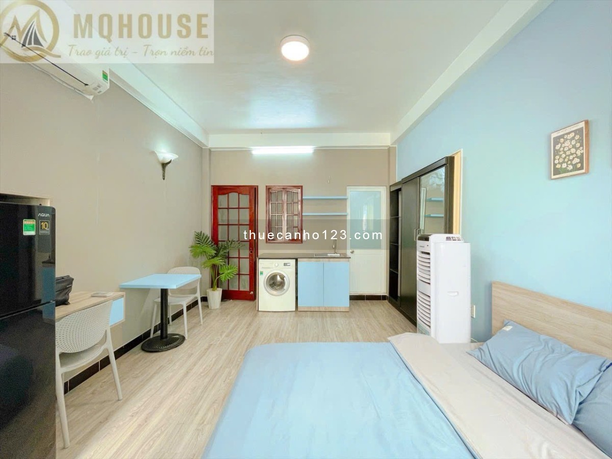 Cho thuê căn hộ Studio Ban công, Máy giặt riêng Q1 gần cầu Kiệu, chợ Tân Định, nhà thờ Tân Định
