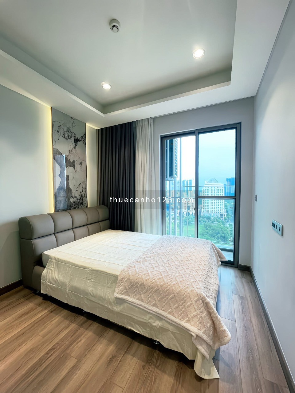 Cho thuê căn hộ cấp The Antonia Phú Mỹ Hưng Q7 nhà mới 100% giá chỉ : 25 Triệu DT: 86m2 với 2PN 2WC