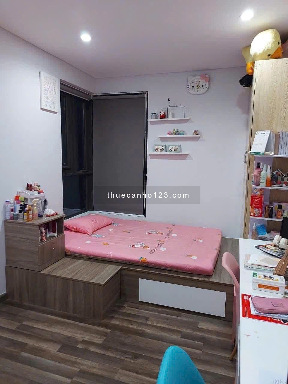 Sky center, Phổ Quang, P2,Tân Bình: 75m2, 2p ngủ, full NT, 18tr