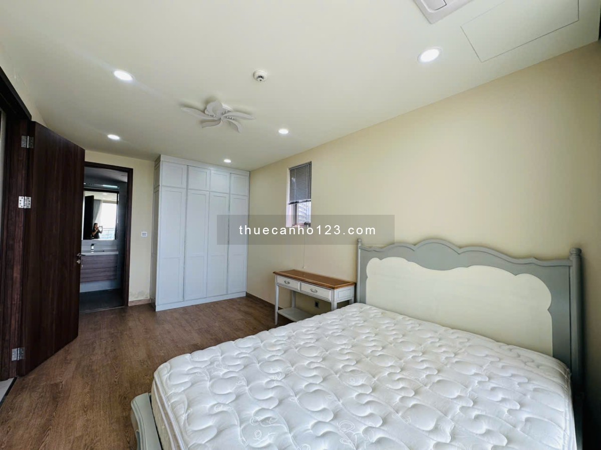 Cho thuê căn hộ Midtown - Phú Mỹ Hưng