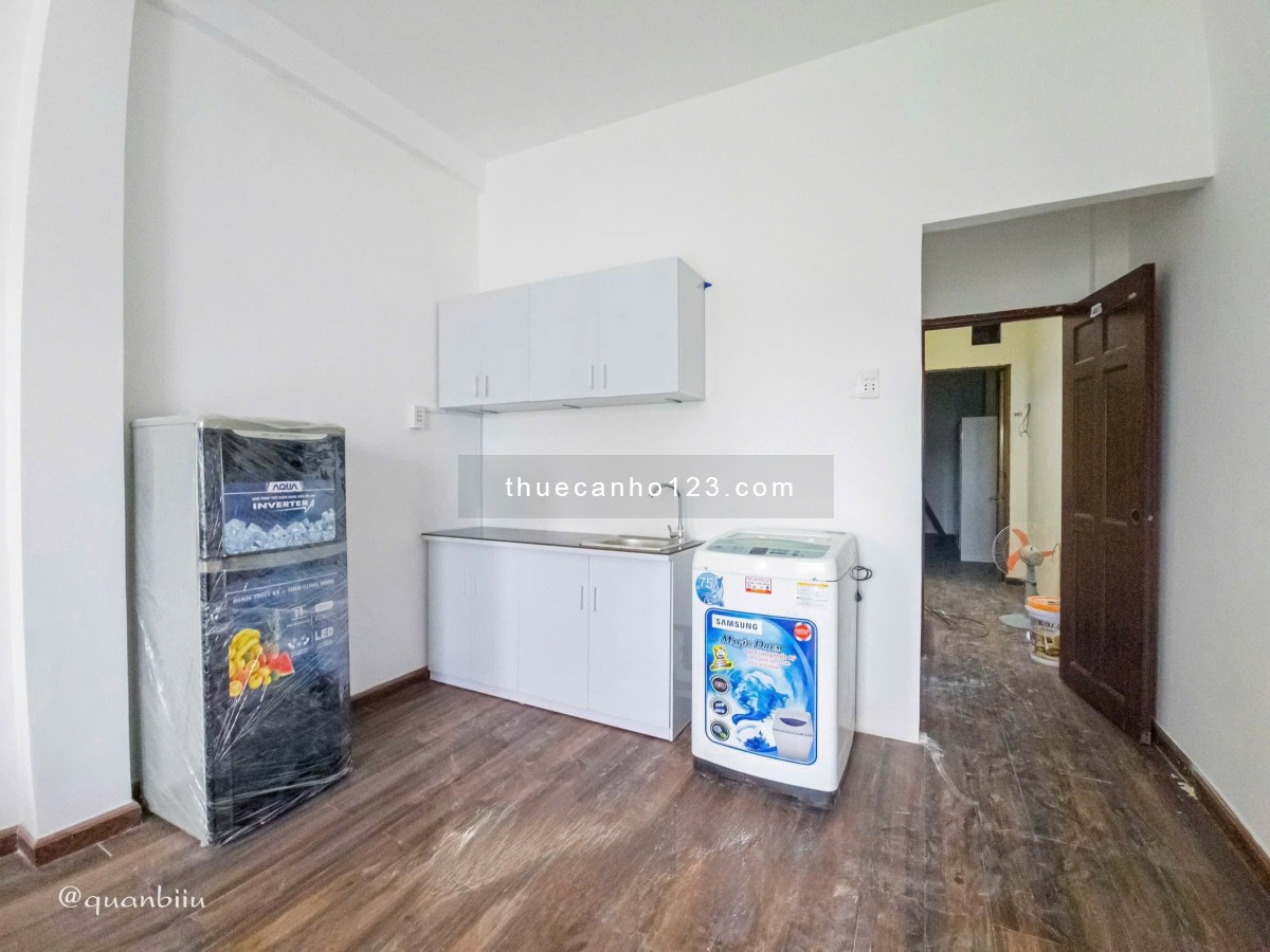 Phòng full nội thất ban công – Gần Trường ĐH Y Dược, Bách Khoa