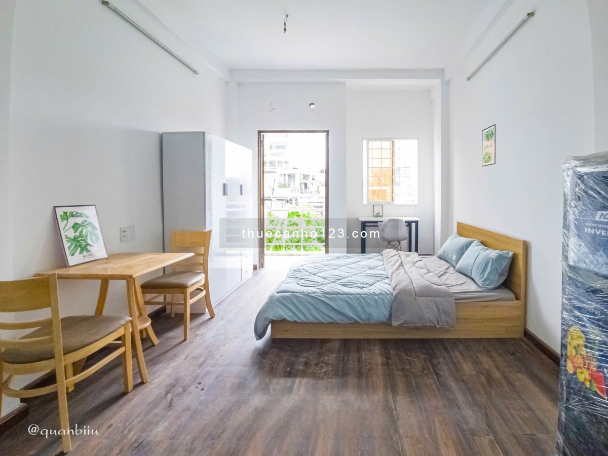 Phòng full nội thất ban công – Gần Trường ĐH Y Dược, Bách Khoa