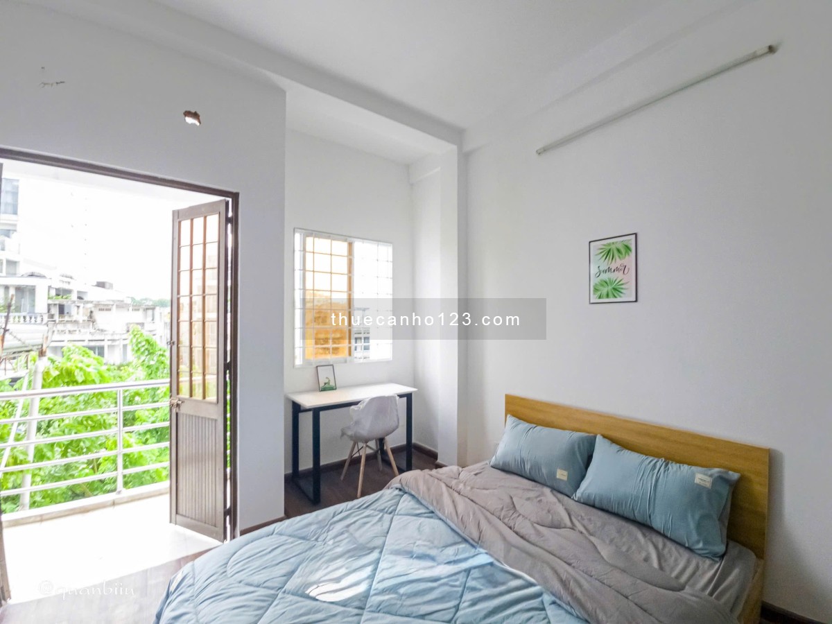 Phòng full nội thất ban công – Gần Trường ĐH Y Dược, Bách Khoa