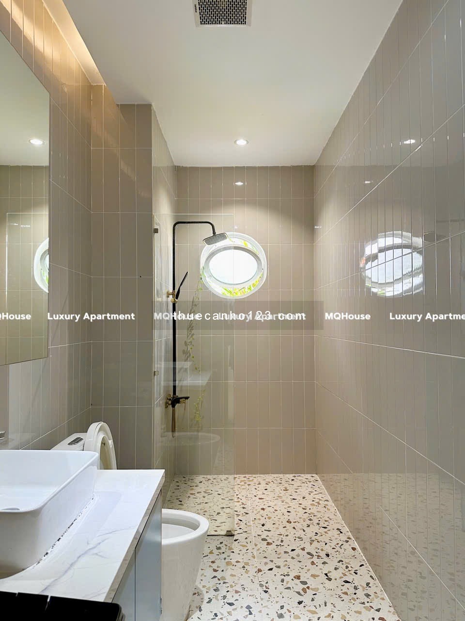 Cho Thuê Căn Hộ 1PN Ban Công Full Nội Thất Đẹp Mê Ngay Hàng Xanh