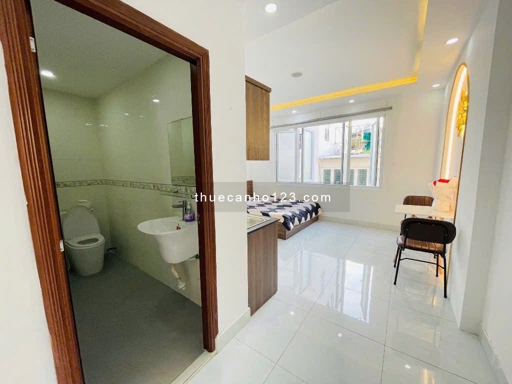 Căn Hộ Có Cửa Sổ Thoáng Quận 3 Gần Chợ Bàn Cờ - Đại Học Văn Hiến - Cư Xá Đô Thành