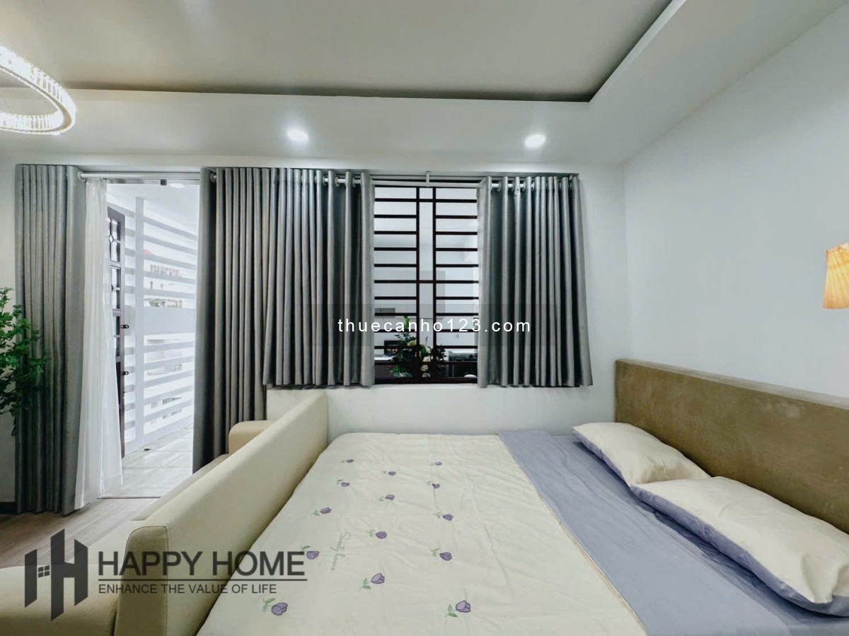 Toà Căn Hộ 2 Phòng Ngủ Mới, Full Nội Thất 100%, Ban Công, Thang Máy, Hầm Xe. Ngay Ngã Tư Hàng Xanh