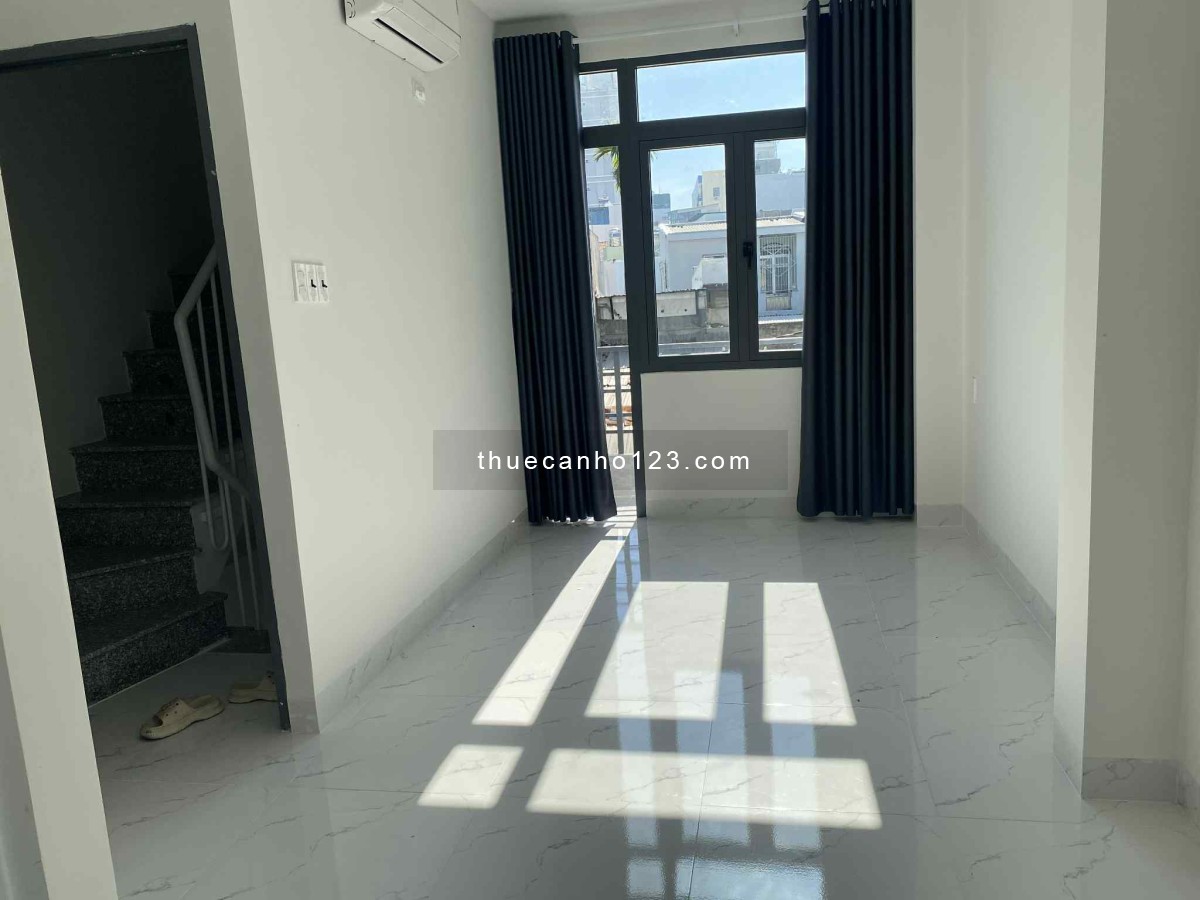 Căn Hộ Cho Thuê Có Ban Công Riêng, Vạn Thắng, Nha Trang