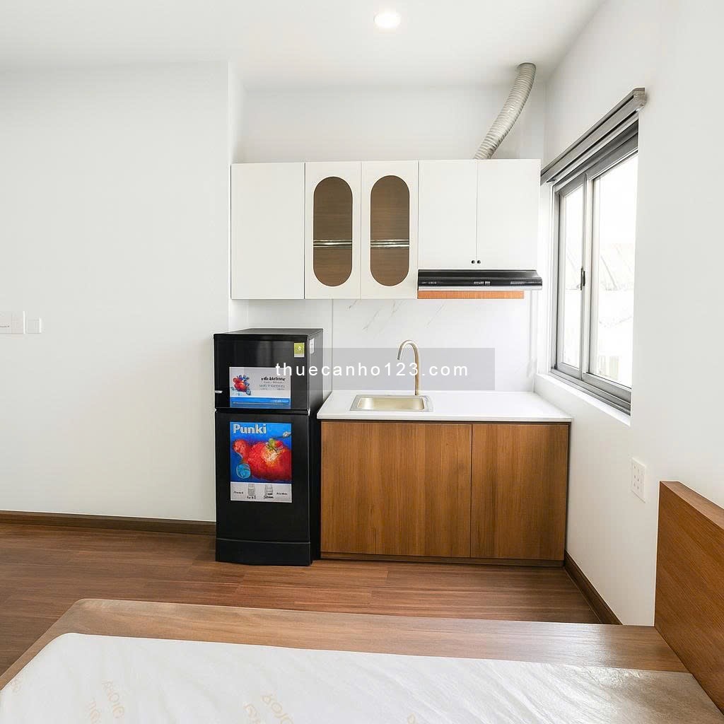 Căn hộ mới tinh 100% full nội thất ngay côngvien Gia Định