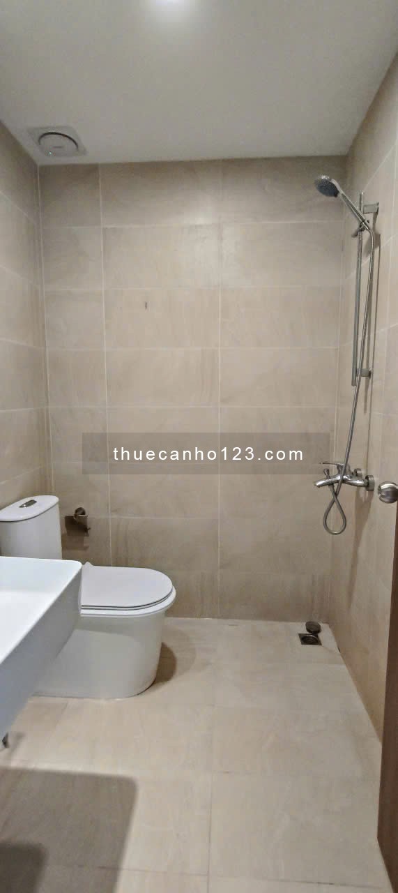 Opal Skyline Căn hộ Studio 40m2 View hồ bơi Giá chỉ 4tr/tháng, cọc 1 tháng