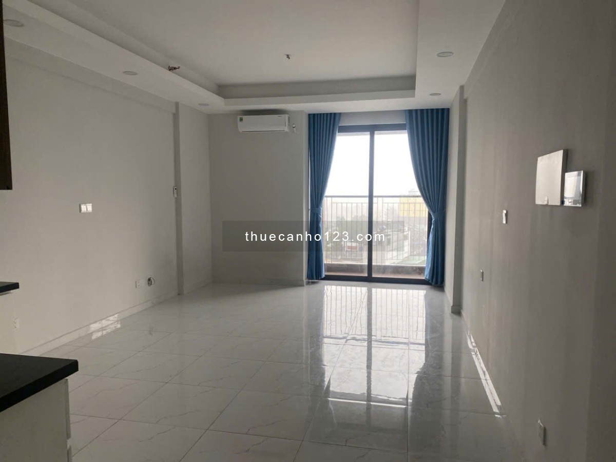 Cần Cho thuê Opal Skyline Căn Studio 40m2 Giá 4tr2 sẵn rèm, máy lạnh, chỉ cọc 1 tháng, view hồ bơi