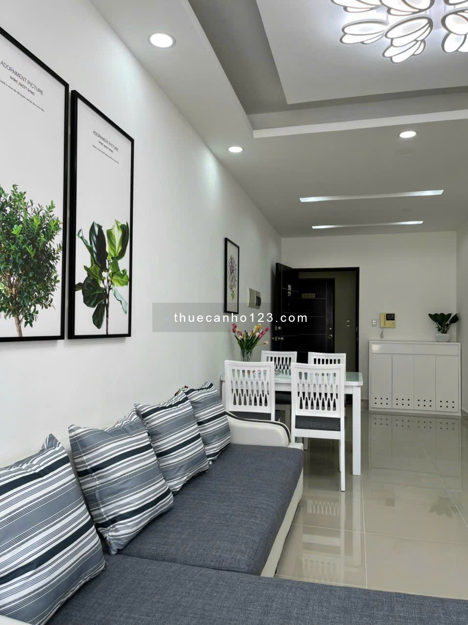 Em chuyên cho thuê Sky Garden Phú Mỹ Hưng 2-3 phòng ngủ chỉ từ 12triệu. nhận tìm nhà theo nhu cầu Q7