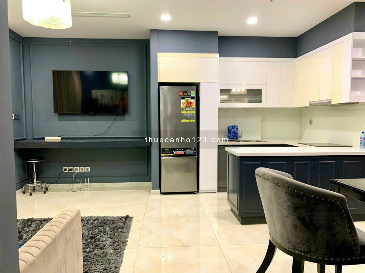 Cho thuê CC 2PN, 2WC giá ưu đãi 26 triệu, 78 m2 tại Vinhomes Golden River, Q1, HCM