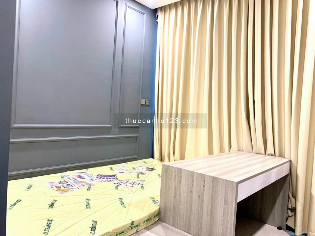 Cho thuê CC 2PN, 2WC giá ưu đãi 26 triệu, 78 m2 tại Vinhomes Golden River, Q1, HCM
