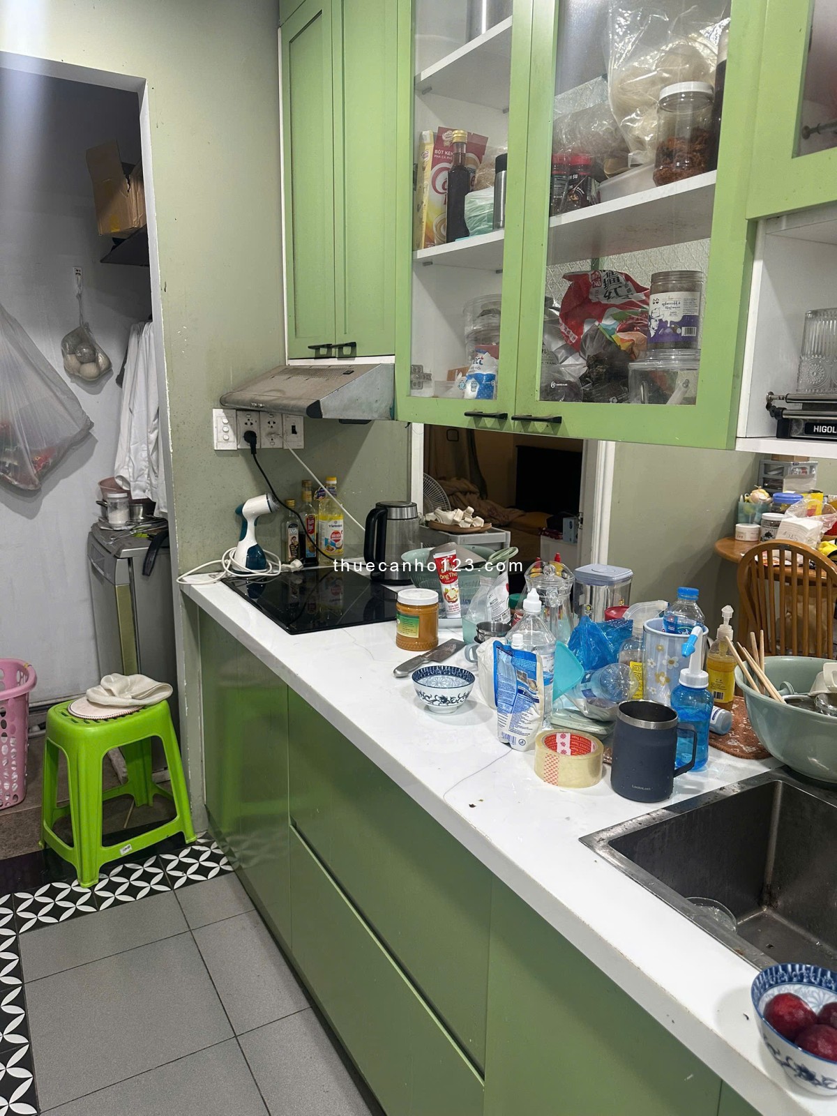 Chung cư Screc , P12, Q3, CĂN GÓC , 2PN, 2WC, 85m2, giá 13tr/tháng.