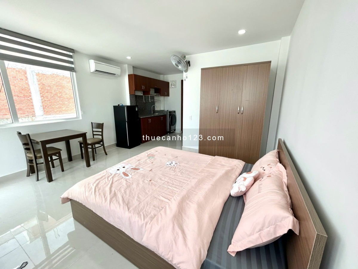 Phòng Cho Thuê Giá Rẻ Tại Đường 3/2 Quận 10, Ban Công Thoáng - Gần ĐH Kinh Tế, Bách Khoa, ĐH Mở