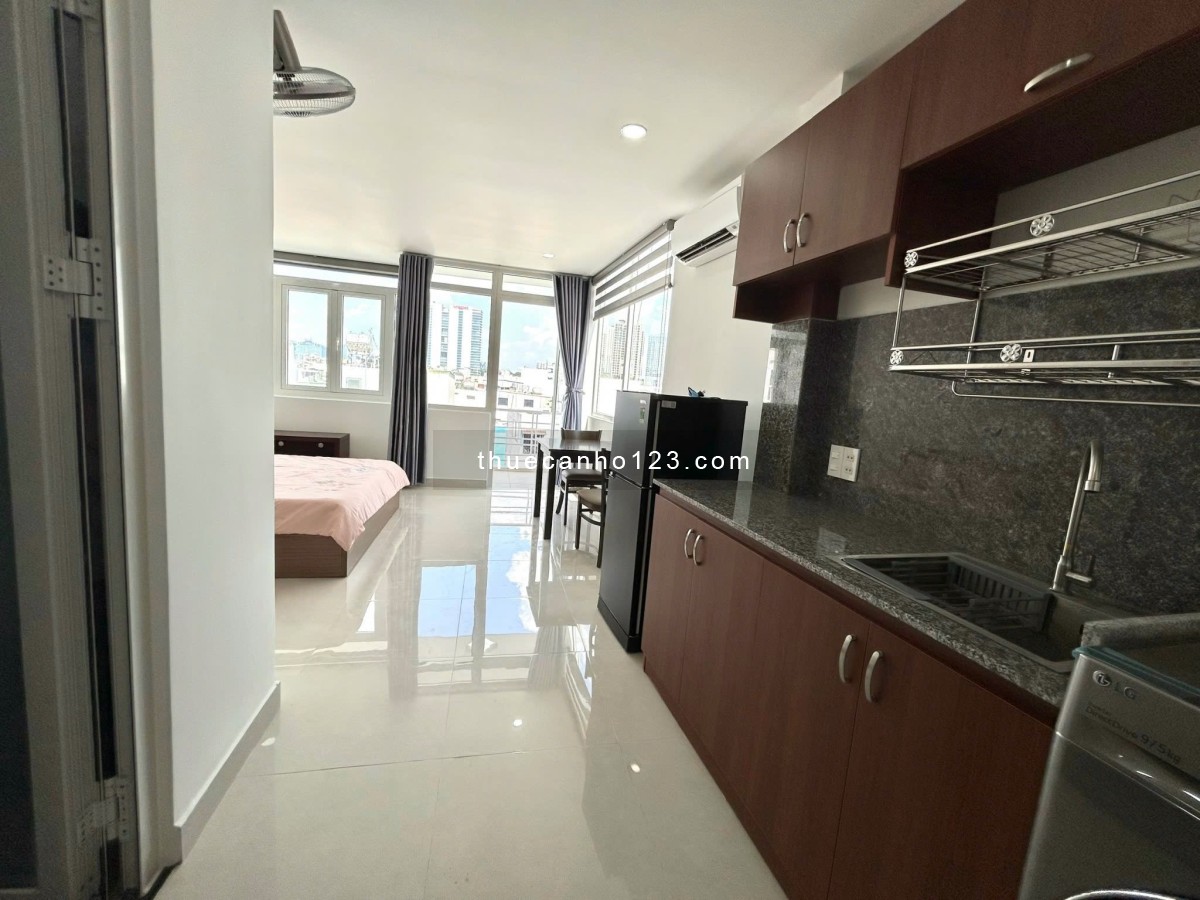 Phòng Cho Thuê Giá Rẻ Tại Đường 3/2 Quận 10, Ban Công Thoáng - Gần ĐH Kinh Tế, Bách Khoa, ĐH Mở