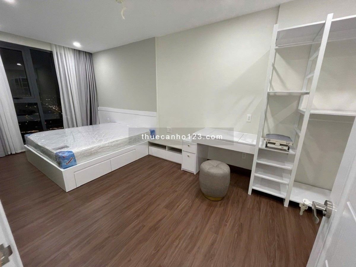 PN-Techcons, Hoa Sứ, Phú Nhuận: 90m2, 18tr/tháng, 2p ngủ, 2wc, Nội thất