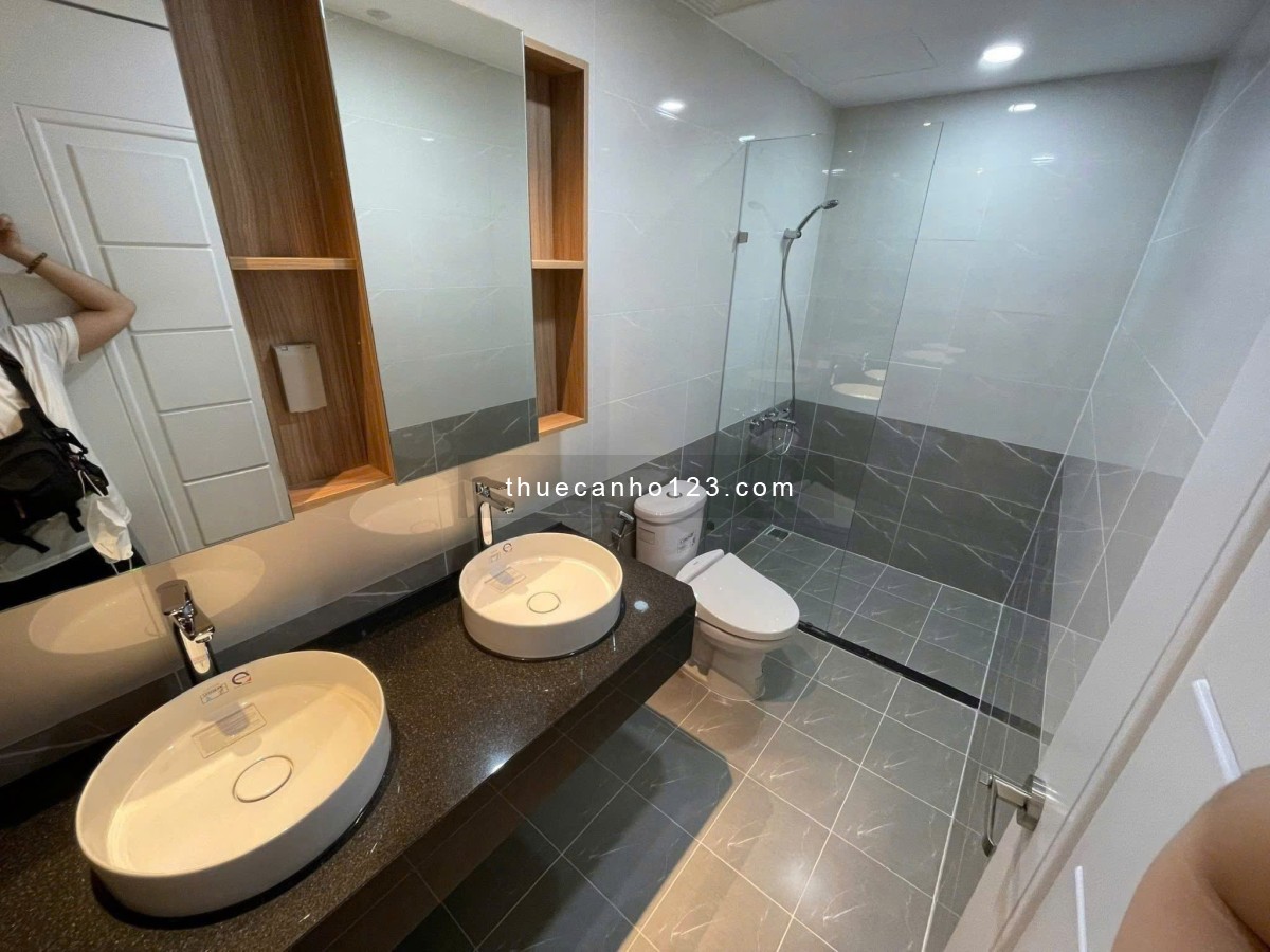 PN-Techcons, Hoa Sứ, Phú Nhuận: 90m2, 18tr/tháng, 2p ngủ, 2wc, Nội thất