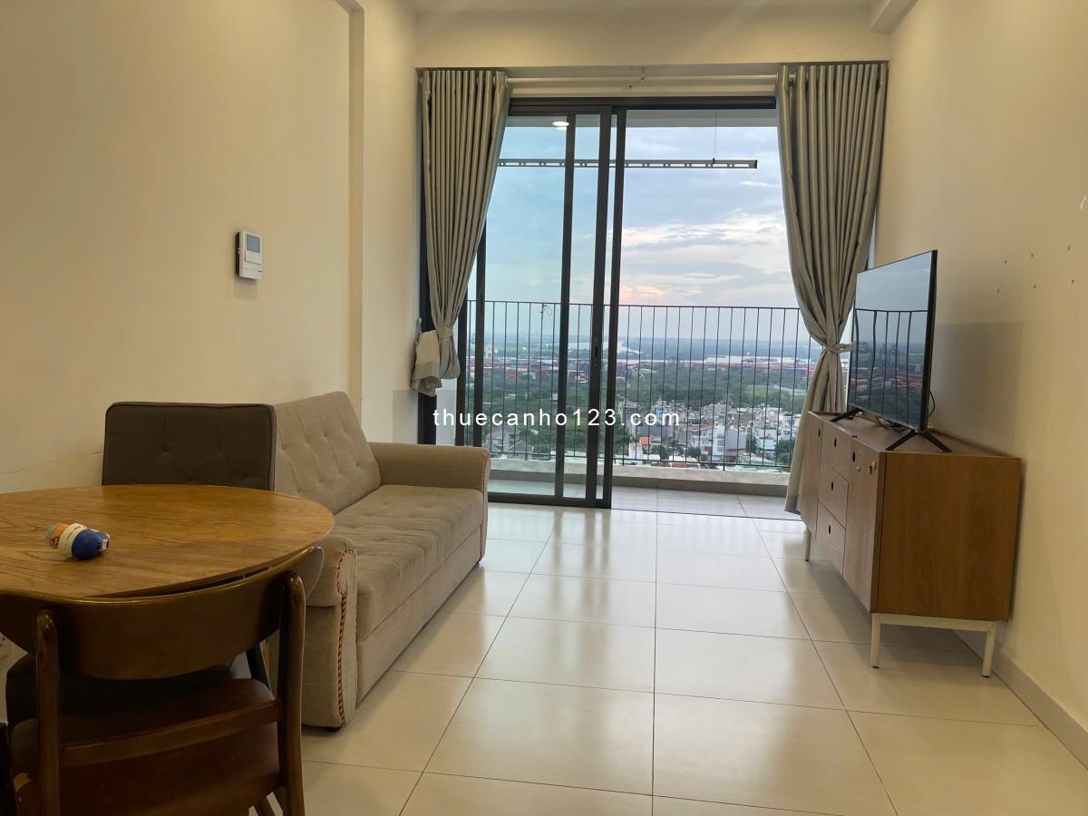 Cho thuê căn duplex sân vườn 3PN, 3WC, diện tích 112m² (14m² sân vườn) tại Ricca, full nội thất