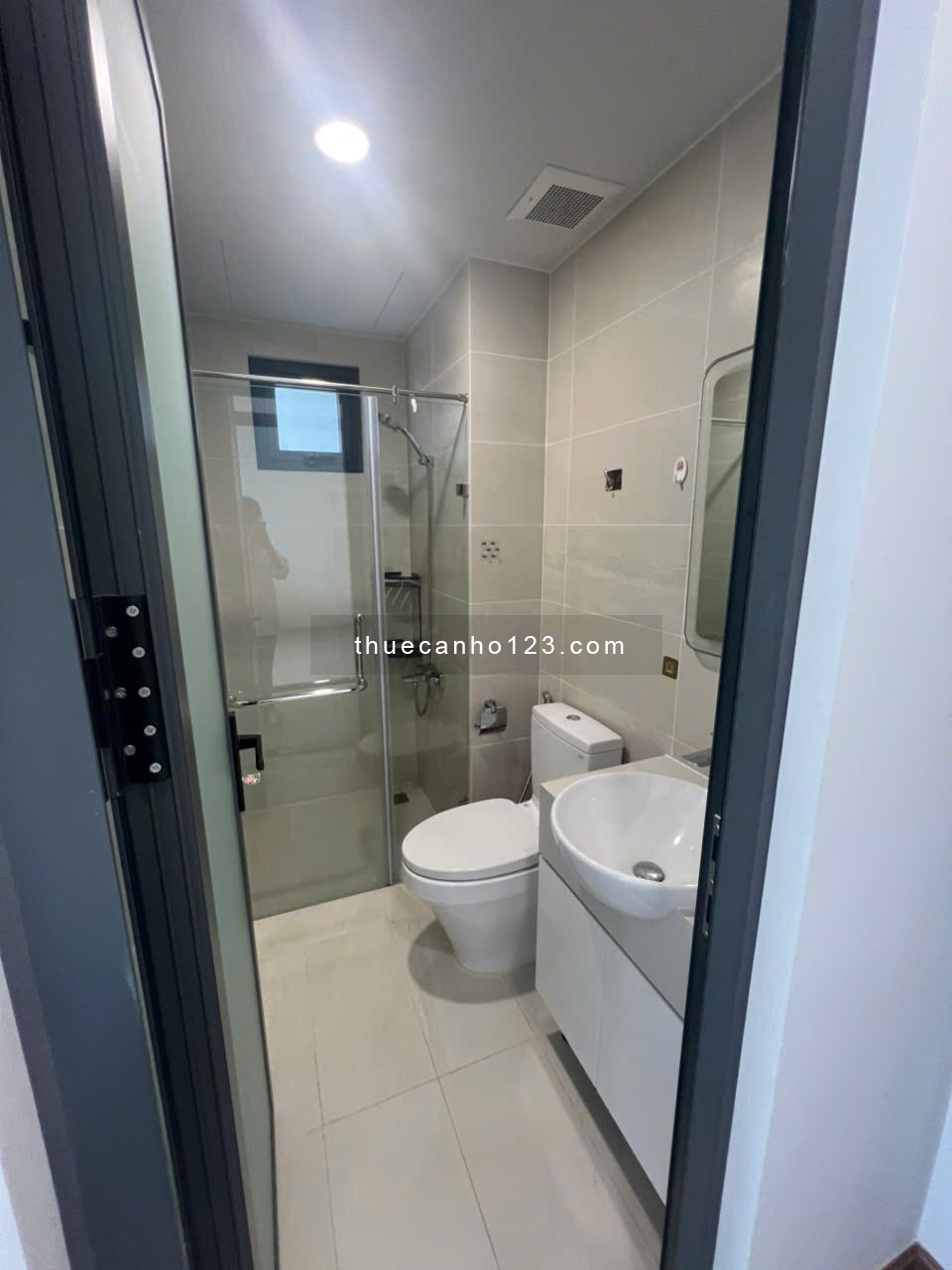 Cho thuê căn chung cư 2PN | 2WC ở SaiGon Riverside Complex Q7 Full nội thất