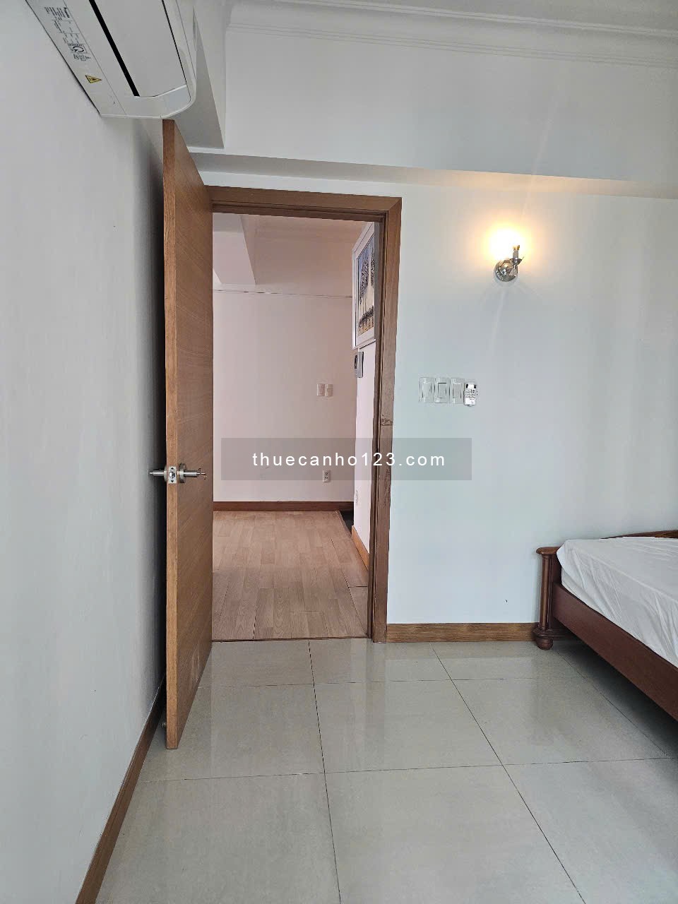 Cho thuê căn hộ Cantavil An Phú Q2, đường Song Hành, 75m2, 2PN, nhà trống 15tr/th