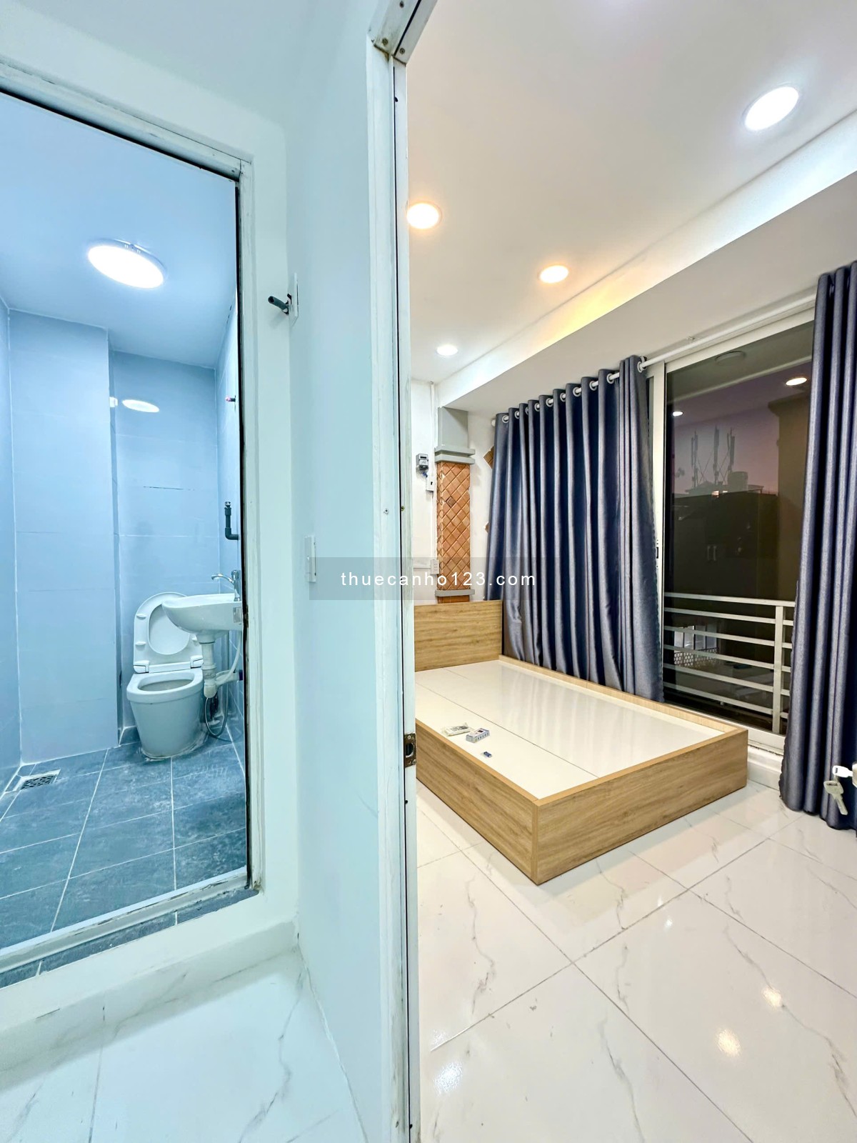 Căn hộ 2PN, ban công, full nội thất, ở được 4 người, diện tích 40m², thuận tiện di chuyển Q1, Q2, Q3