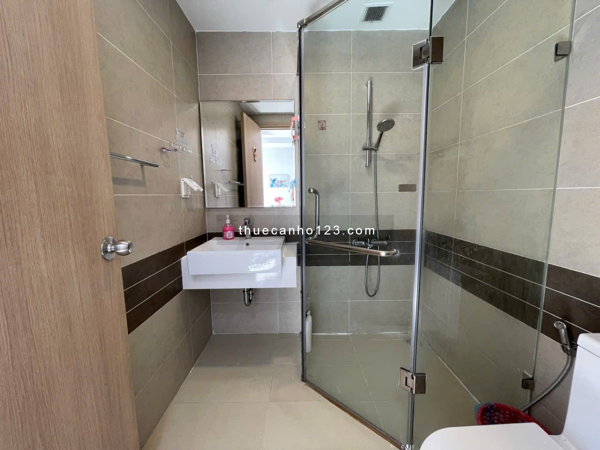 Cho Thuê Căn Hộ Cao Cấp 2 Phòng ngủ River gate Quận 4