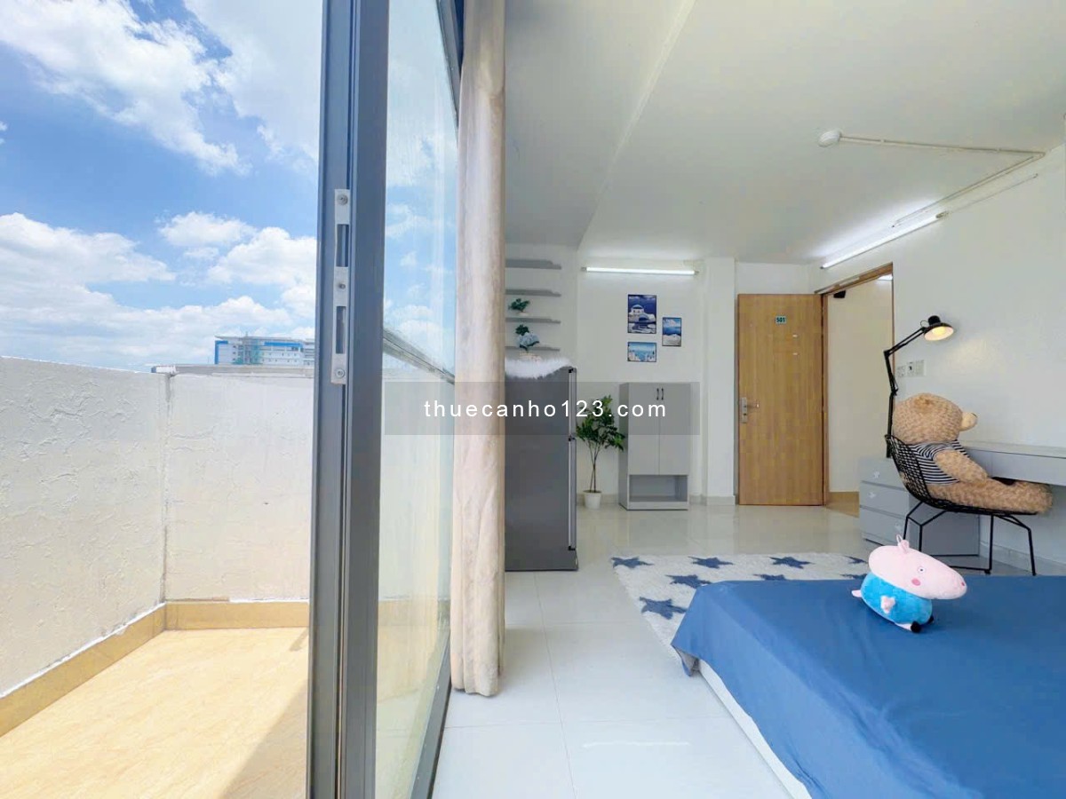 Cho Thuê Căn Hộ Studio Ban công Full Nội Thất, Thang Máy, Gần Chợ Bà Chiểu