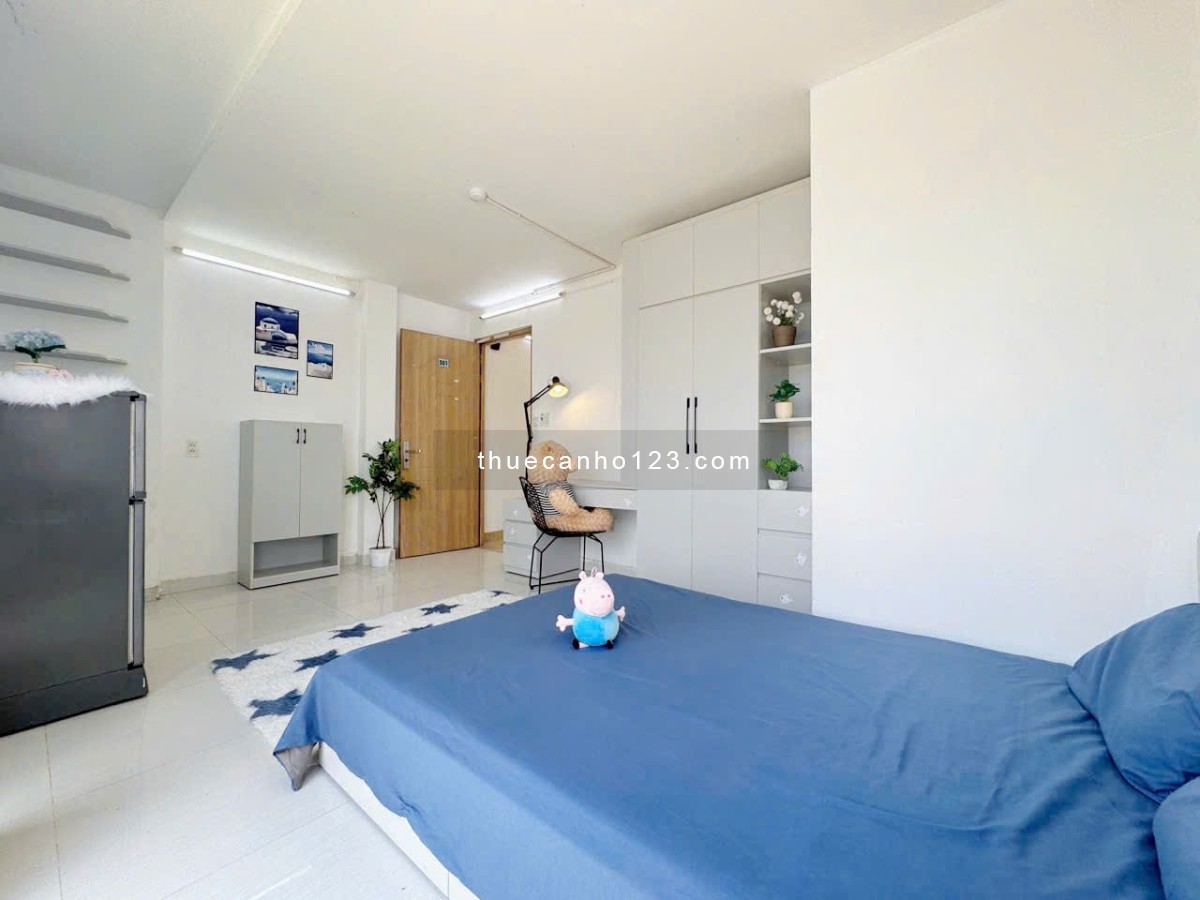 Cho Thuê Căn Hộ Studio Ban công Full Nội Thất, Thang Máy, Gần Chợ Bà Chiểu
