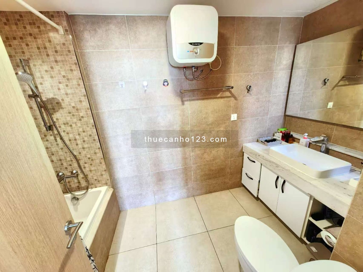 cho thuê căn hộ Riverpark Premier (Phú Mỹ Hưng) 3pn đầy đủ nội thất, view thoáng, giá tốt