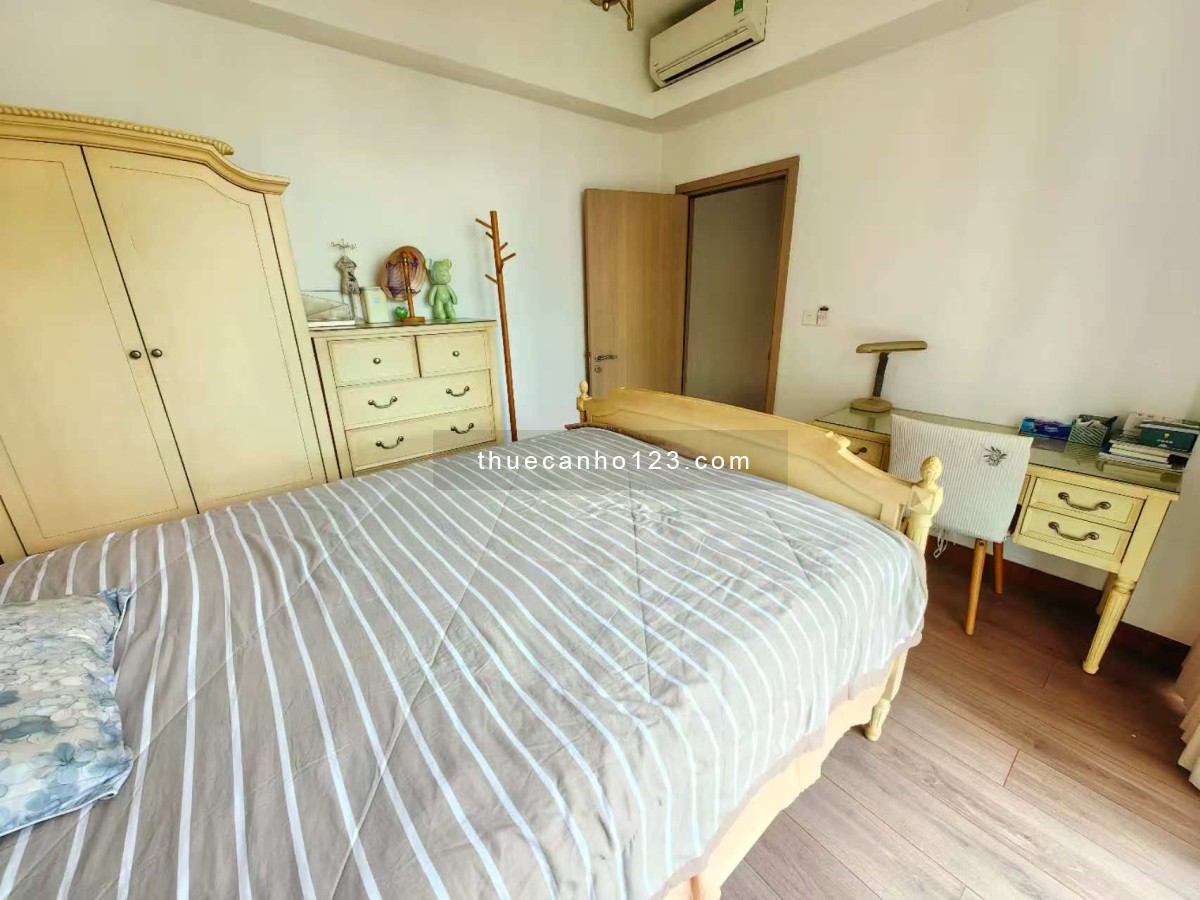 cho thuê căn hộ Riverpark Premier (Phú Mỹ Hưng) 3pn đầy đủ nội thất, view thoáng, giá tốt