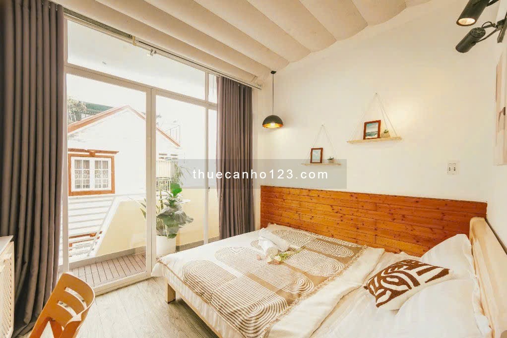 Cho Thuê Phòng Ban Công Full Nội Thất gần ĐH Tài Chính - Marketing